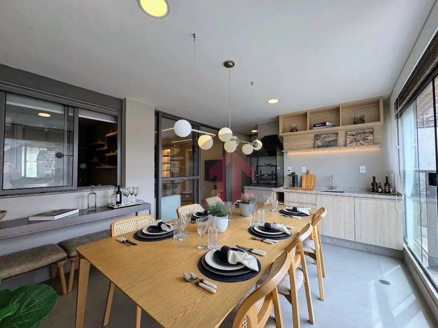 Foto 5 de Apartamento com 3 quartos à venda, 126m2 em Cambuí, Campinas - SP