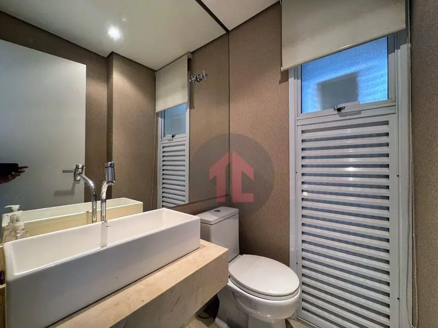 Foto 9 de Apartamento com 3 quartos à venda, 187m2 em Cambuí, Campinas - SP