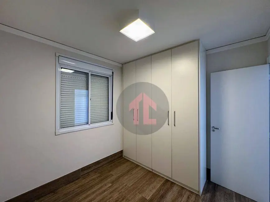 Apartamento com 2 quartos para alugar, 62m2 em Taquaral, Campinas - SP - imagem 8 Foto 8 de Apartamento com 2 quartos para alugar, 62m2 em Taquaral, Campinas - SP