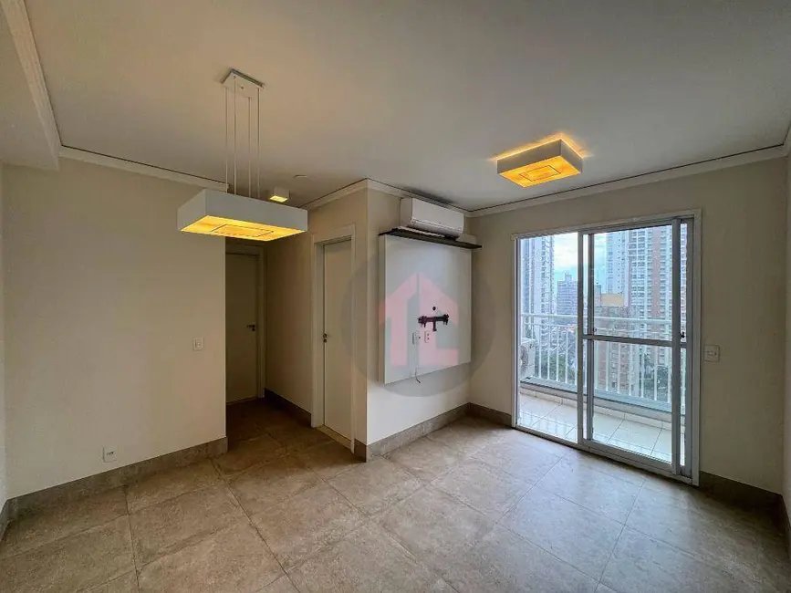 Foto 1 de Apartamento com 2 quartos para alugar, 62m2 em Taquaral, Campinas - SP