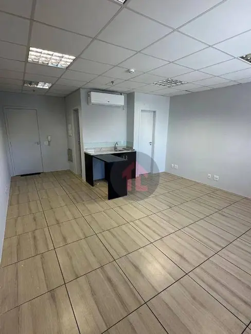 Sala Comercial para alugar, 35m2 em Cambuí, Campinas - SP - imagem 1 Foto 1 de Sala Comercial para alugar, 35m2 em Cambuí, Campinas - SP
