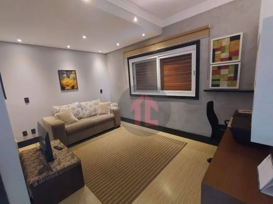 Casa de Condomínio com 3 quartos à venda, 378m2 em Parque Rural Fazenda Santa Cândida, Campinas - SP - imagem 7 Foto 7 de Casa de Condomínio com 3 quartos à venda, 378m2 em Parque Rural Fazenda Santa Cândida, Campinas - SP