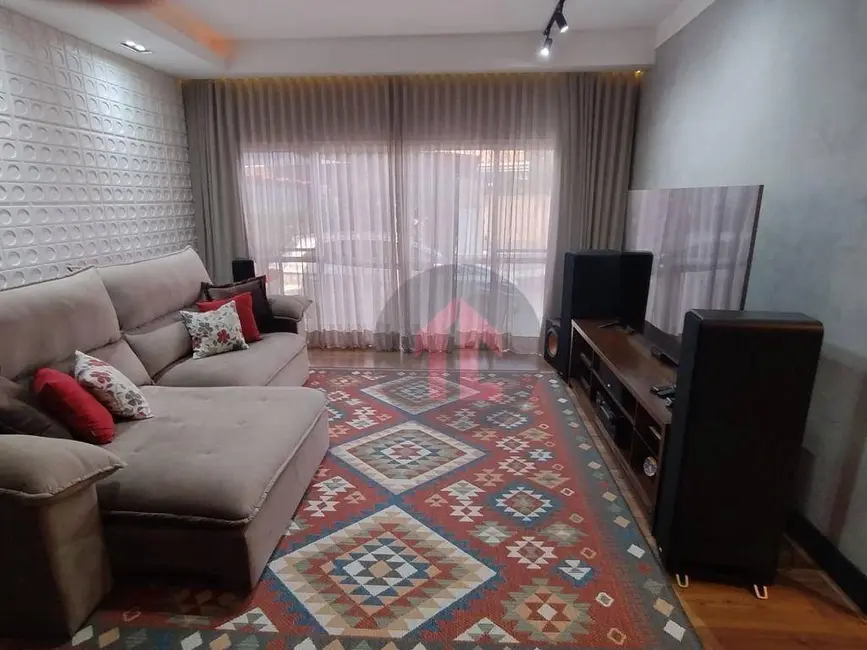 Casa de Condomínio com 3 quartos à venda, 378m2 em Parque Rural Fazenda Santa Cândida, Campinas - SP - imagem 5 Foto 5 de Casa de Condomínio com 3 quartos à venda, 378m2 em Parque Rural Fazenda Santa Cândida, Campinas - SP