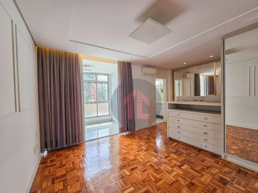 Apartamento com 3 quartos à venda, 165m2 em Cambuí, Campinas - SP - imagem 6 Foto 6 de Apartamento com 3 quartos à venda, 165m2 em Cambuí, Campinas - SP