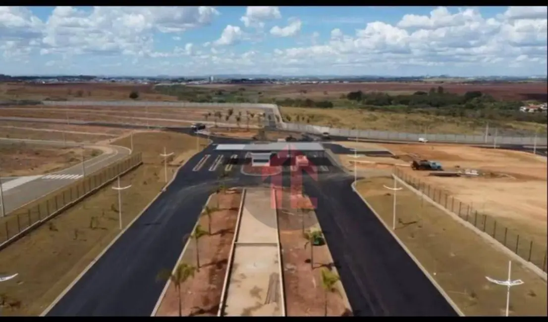 Foto 1 de Terreno / Lote à venda, 226m2 em Parque Brasil 500, Paulinia - SP