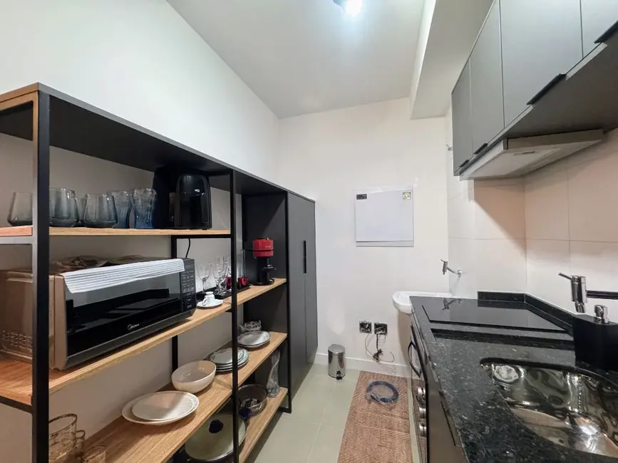 Foto 5 de Kitnet com 1 quarto para alugar, 45m2 em Centro, Campinas - SP