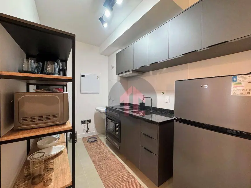 Kitnet com 1 quarto para alugar, 45m2 em Centro, Campinas - SP - imagem 4 Foto 4 de Kitnet com 1 quarto para alugar, 45m2 em Centro, Campinas - SP