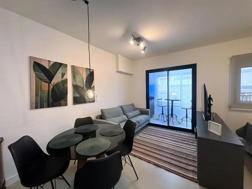 Foto 3 de Kitnet com 1 quarto para alugar, 45m2 em Centro, Campinas - SP