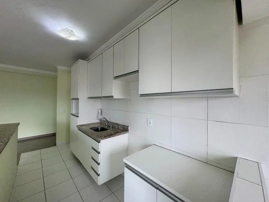 Foto 5 de Apartamento com 2 quartos para alugar, 65m2 em Cambuí, Campinas - SP