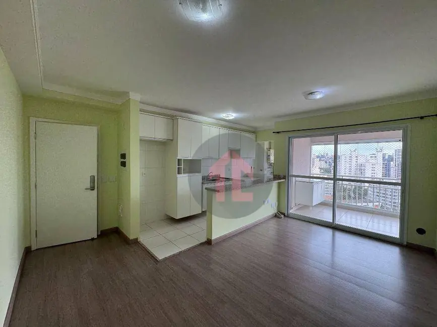 Foto 3 de Apartamento com 2 quartos para alugar, 65m2 em Cambuí, Campinas - SP