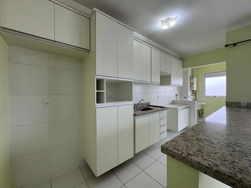 Foto 4 de Apartamento com 2 quartos para alugar, 65m2 em Cambuí, Campinas - SP