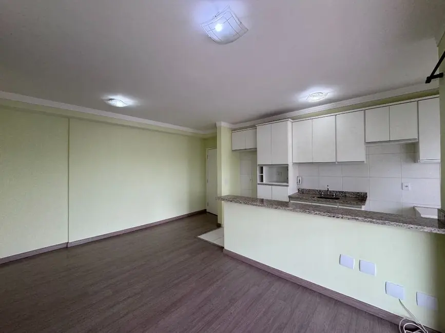 Foto 2 de Apartamento com 2 quartos para alugar, 65m2 em Cambuí, Campinas - SP