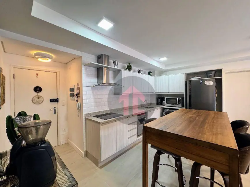 Foto 5 de Apartamento com 2 quartos à venda, 72m2 em Cambuí, Campinas - SP