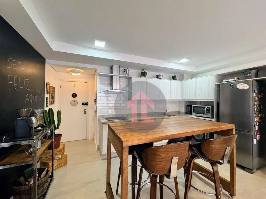 Foto 3 de Apartamento com 2 quartos à venda, 72m2 em Cambuí, Campinas - SP