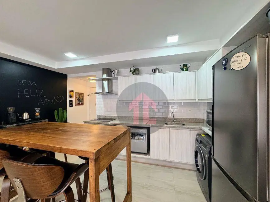 Foto 4 de Apartamento com 2 quartos à venda, 72m2 em Cambuí, Campinas - SP