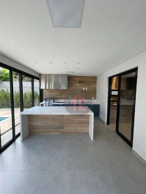 Sobrado com 4 quartos à venda, 386m2 em Loteamento Parque dos Alecrins, Campinas - SP - imagem 5 Foto 5 de Sobrado com 4 quartos à venda, 386m2 em Loteamento Parque dos Alecrins, Campinas - SP