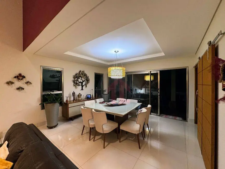 Casa de Condomínio com 4 quartos à venda, 390m2 em Paulinia - SP - imagem 4 Foto 4 de Casa de Condomínio com 4 quartos à venda, 390m2 em Paulinia - SP