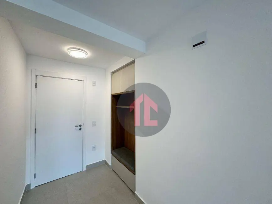 Apartamento com 3 quartos para alugar, 126m2 em Cambuí, Campinas - SP - imagem 3 Foto 3 de Apartamento com 3 quartos para alugar, 126m2 em Cambuí, Campinas - SP