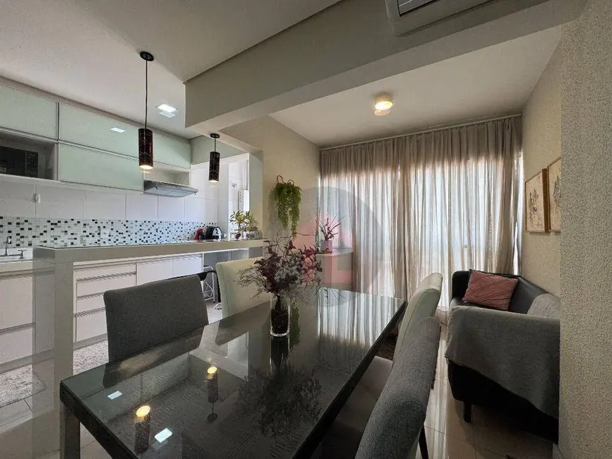 Foto 2 de Apartamento com 1 quarto para alugar, 46m2 em Cambuí, Campinas - SP