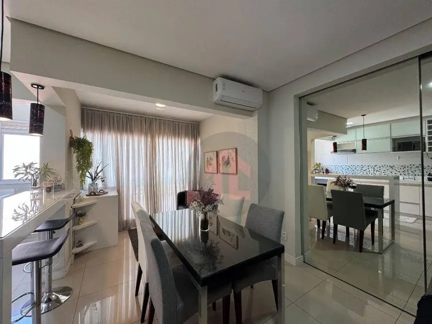 Foto 6 de Apartamento com 1 quarto para alugar, 46m2 em Cambuí, Campinas - SP