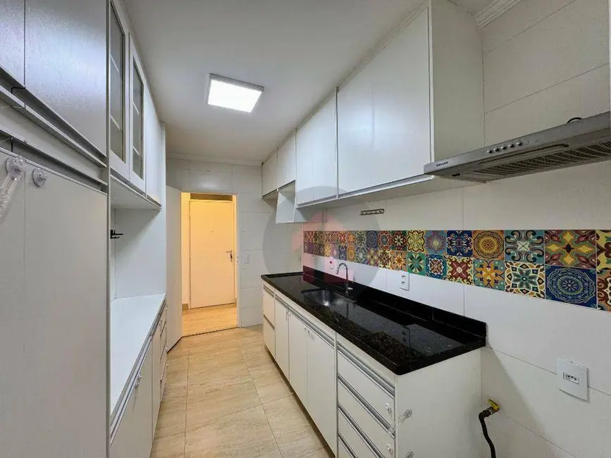 Apartamento com 3 quartos para alugar, 85m2 em Cambuí, Campinas - SP - imagem 6 Foto 6 de Apartamento com 3 quartos para alugar, 85m2 em Cambuí, Campinas - SP