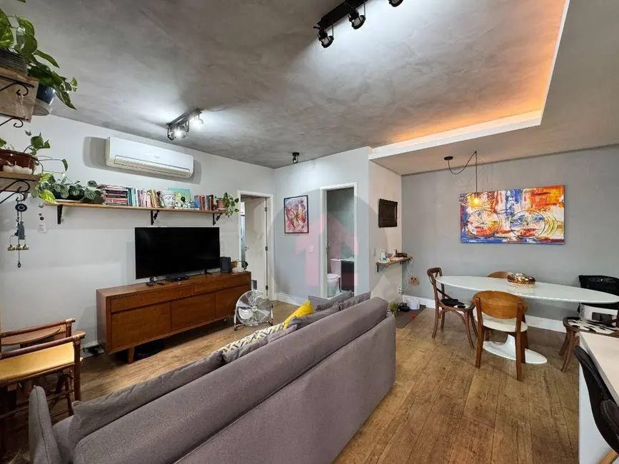 Apartamento com 1 quarto à venda, 65m2 em Cambuí, Campinas - SP - imagem 2 Foto 2 de Apartamento com 1 quarto à venda, 65m2 em Cambuí, Campinas - SP
