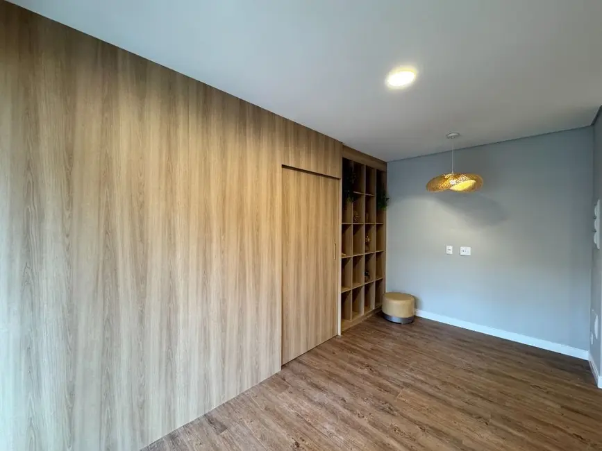 Apartamento com 1 quarto para alugar, 43m2 em Cambuí, Campinas - SP - imagem 3 Foto 3 de Apartamento com 1 quarto para alugar, 43m2 em Cambuí, Campinas - SP