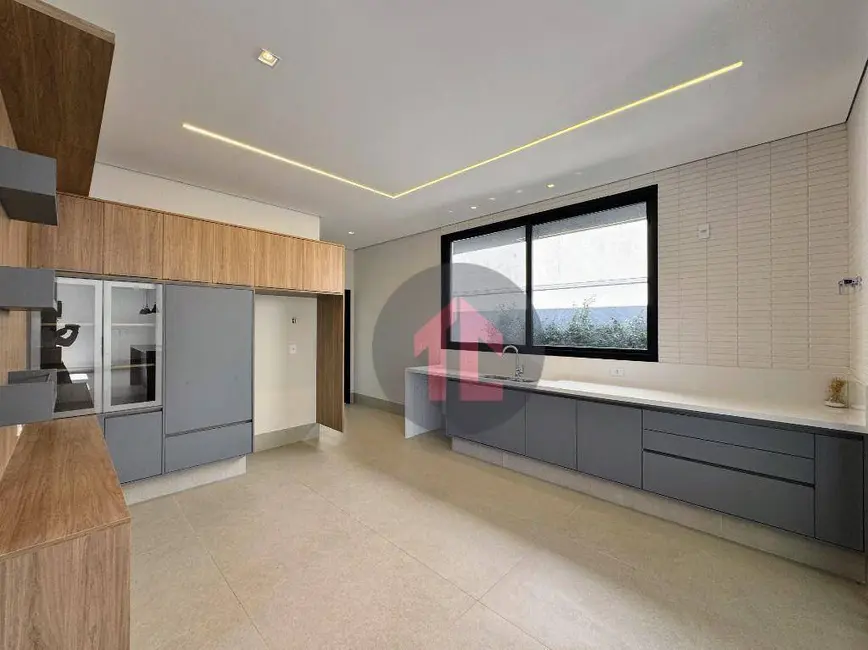Casa de Condomínio com 4 quartos à venda, 1000m2 em Campinas - SP - imagem 8 Foto 8 de Casa de Condomínio com 4 quartos à venda, 1000m2 em Campinas - SP