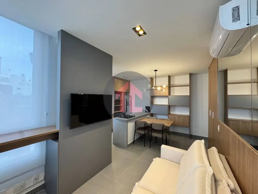 Foto 2 de Apartamento com 1 quarto para alugar, 43m2 em Cambuí, Campinas - SP