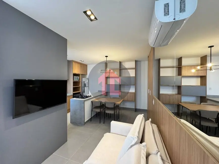 Foto 2 de Apartamento com 1 quarto para alugar, 43m2 em Cambuí, Campinas - SP