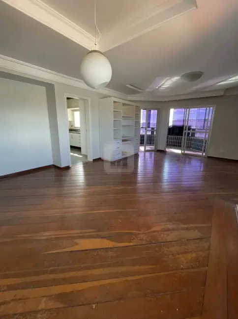 Foto 2 de Apartamento com 2 quartos à venda, 276m2 em Araguari - MG