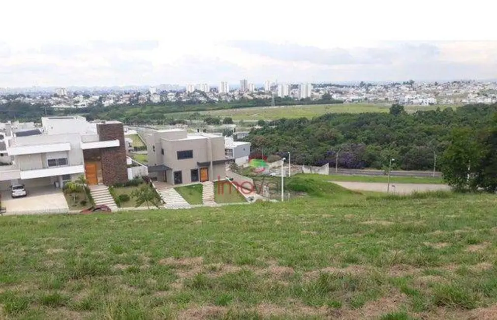 Foto 1 de Terreno / Lote à venda, 900m2 em Sao Jose Dos Campos - SP