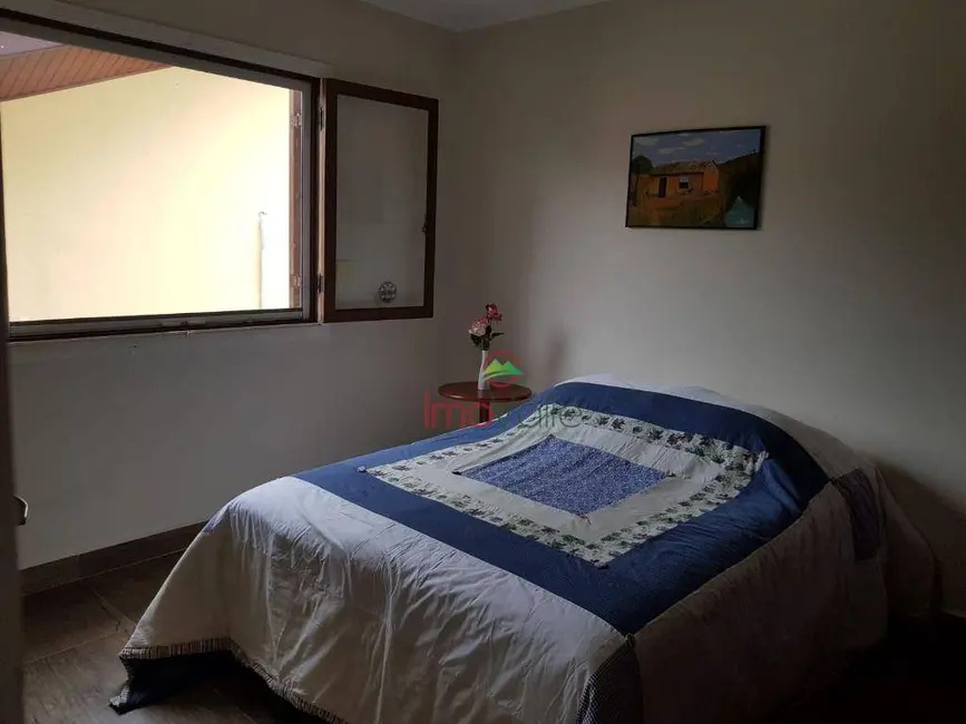 Sobrado com 4 quartos à venda, 360m2 em Sao Jose Dos Campos - SP - imagem 5 Foto 5 de Sobrado com 4 quartos à venda, 360m2 em Sao Jose Dos Campos - SP