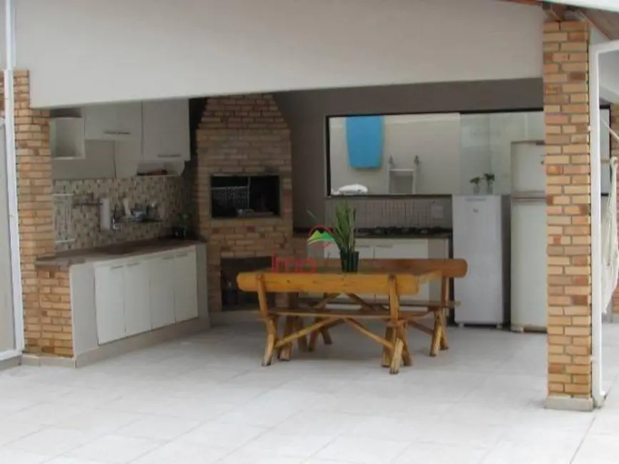 Foto 9 de Sobrado com 3 quartos à venda, 360m2 em Sao Jose Dos Campos - SP