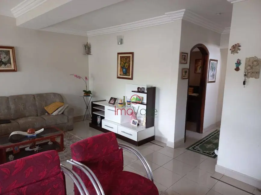 Foto 4 de Sobrado com 3 quartos à venda, 360m2 em Sao Jose Dos Campos - SP