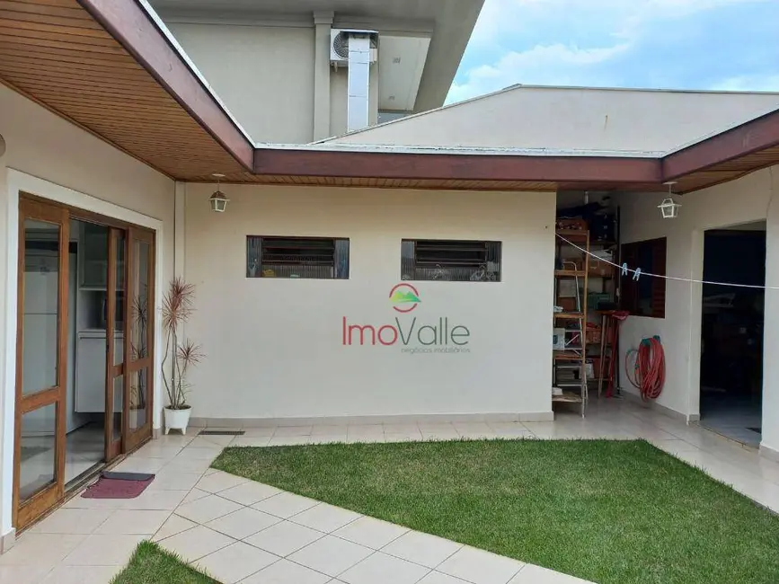 Foto 7 de Sobrado com 3 quartos à venda, 360m2 em Sao Jose Dos Campos - SP