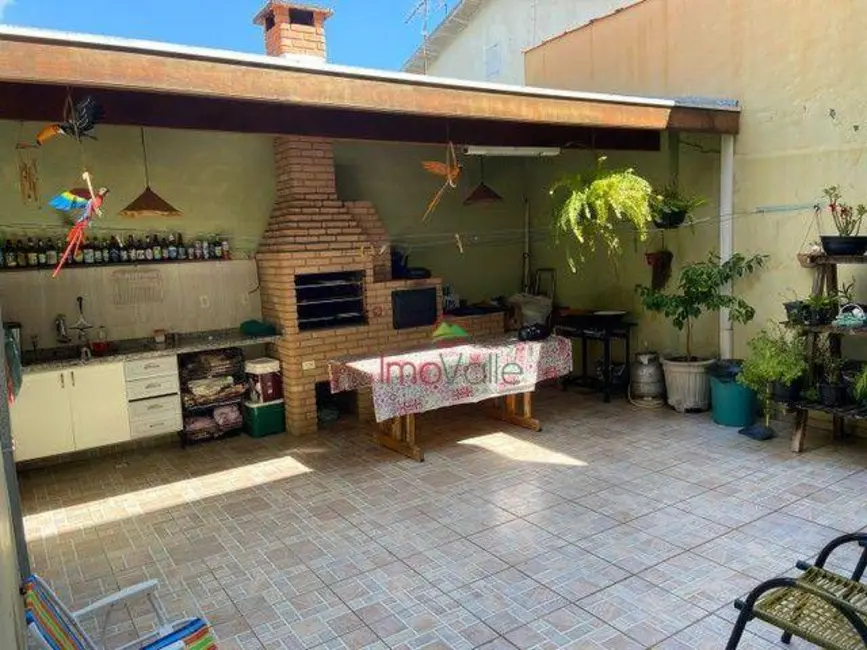 Foto 3 de Sobrado com 4 quartos à venda, 150m2 em Sao Jose Dos Campos - SP