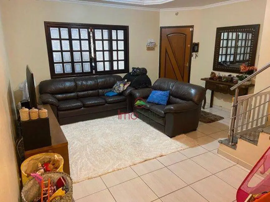 Foto 1 de Sobrado com 4 quartos à venda, 150m2 em Sao Jose Dos Campos - SP