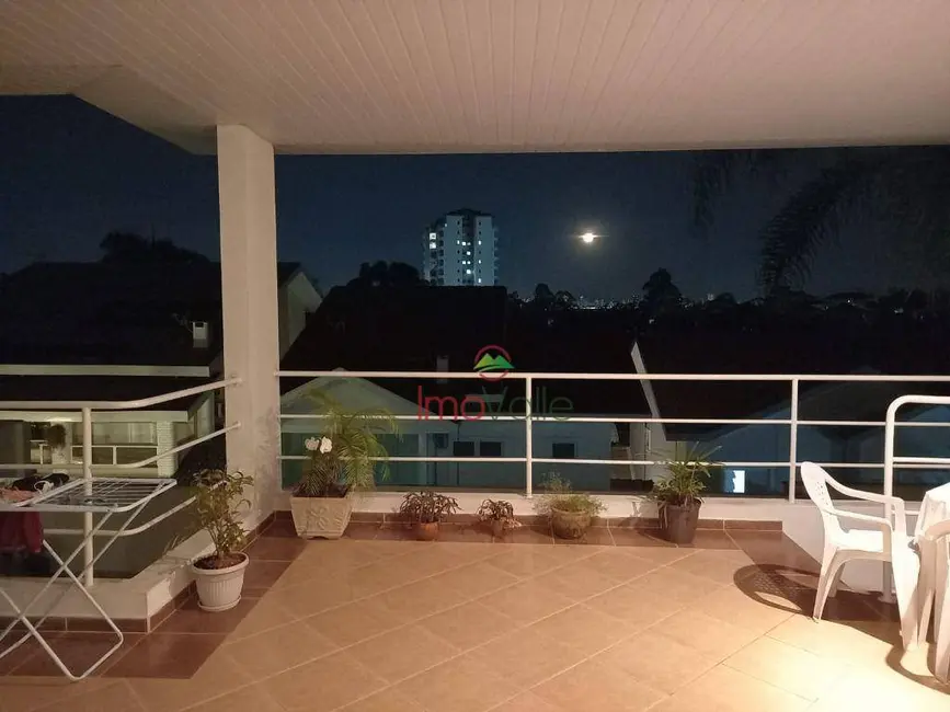 Foto 3 de Casa de Condomínio com 4 quartos à venda, 370m2 em Sao Jose Dos Campos - SP