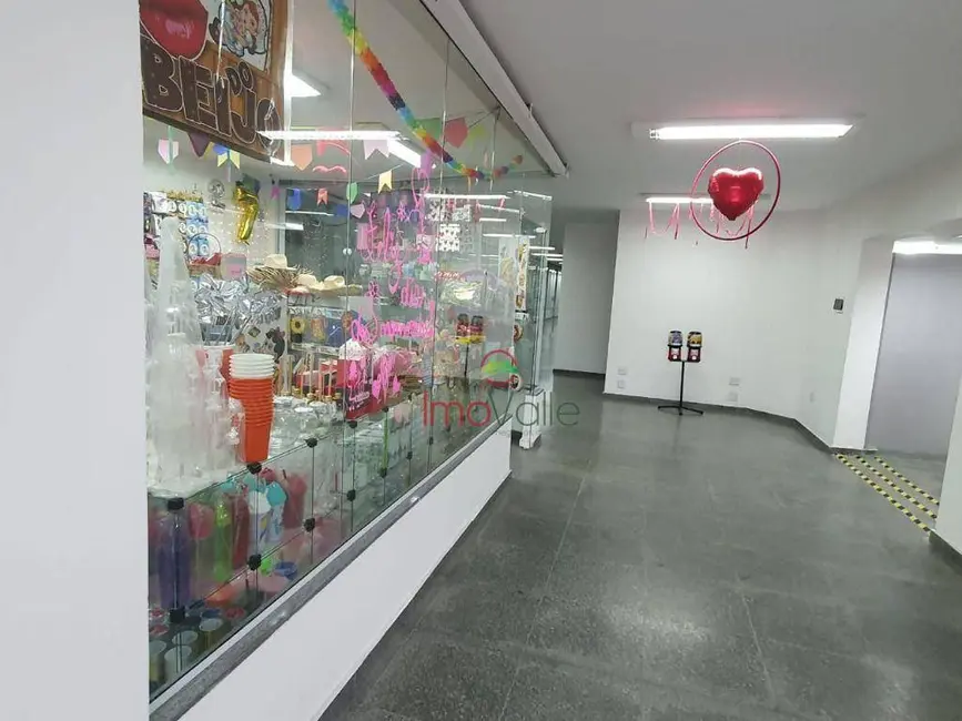 Foto 8 de Loja para alugar, 1200m2 em Sao Jose Dos Campos - SP