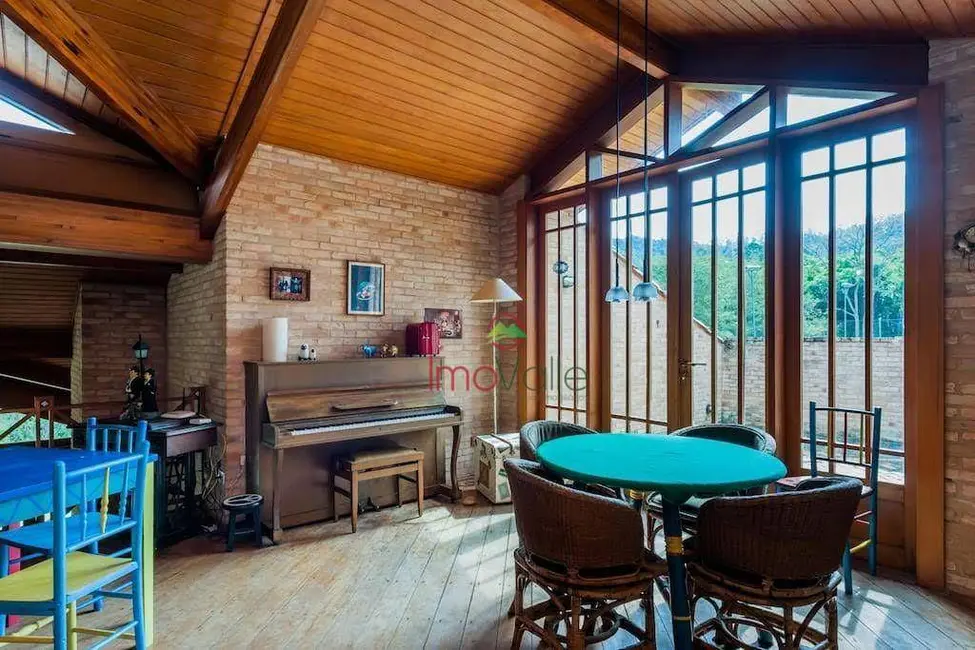 Foto 9 de Casa com 5 quartos à venda, 30000m2 em Santo Antonio Do Pinhal - SP