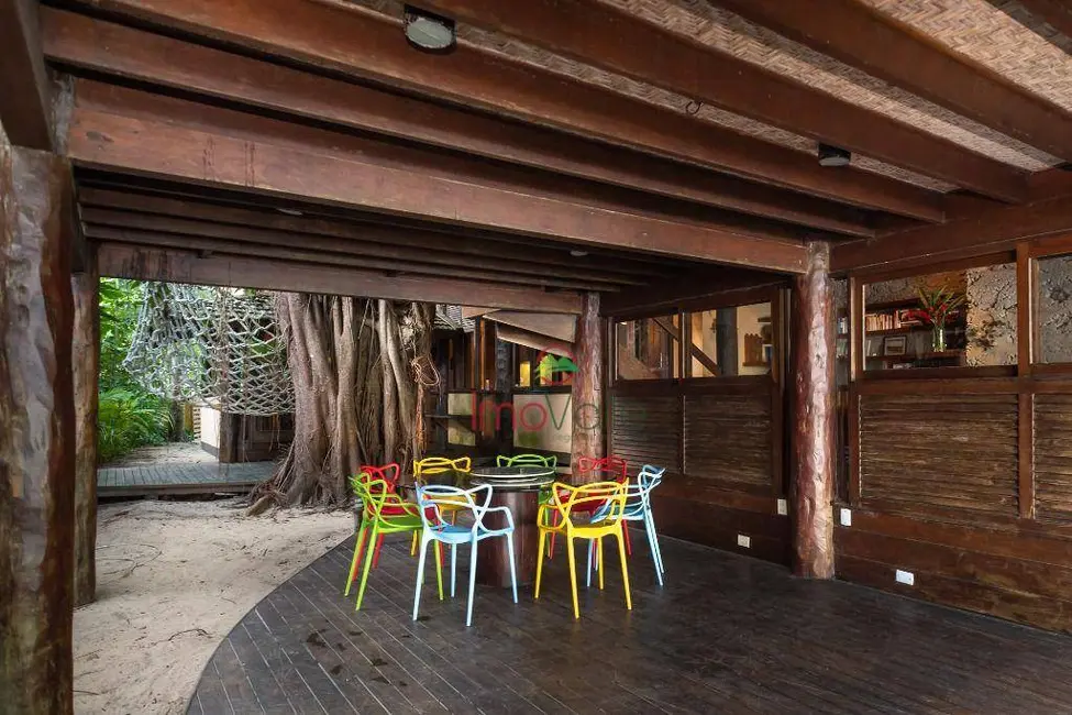 Foto 4 de Casa com 3 quartos à venda, 670m2 em Sao Sebastiao - SP