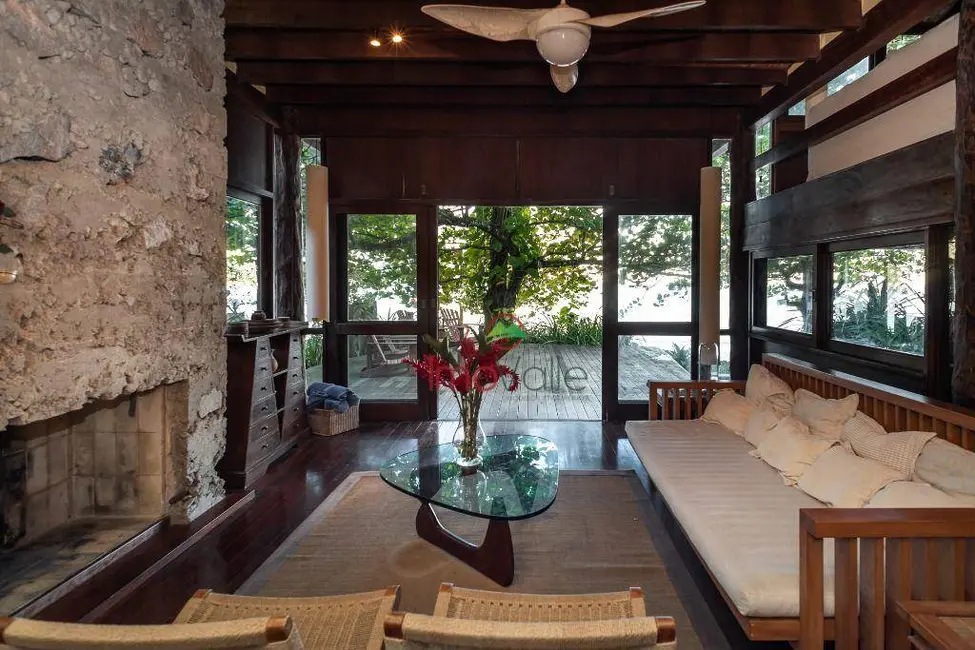 Foto 8 de Casa com 3 quartos à venda, 670m2 em Sao Sebastiao - SP