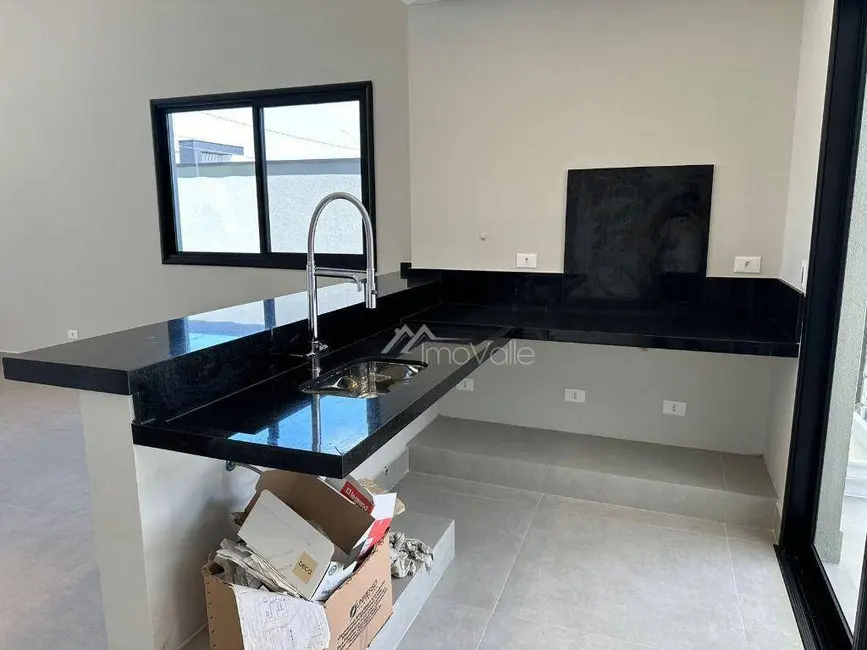 Foto 4 de Casa de Condomínio com 3 quartos à venda, 250m2 em Sao Jose Dos Campos - SP