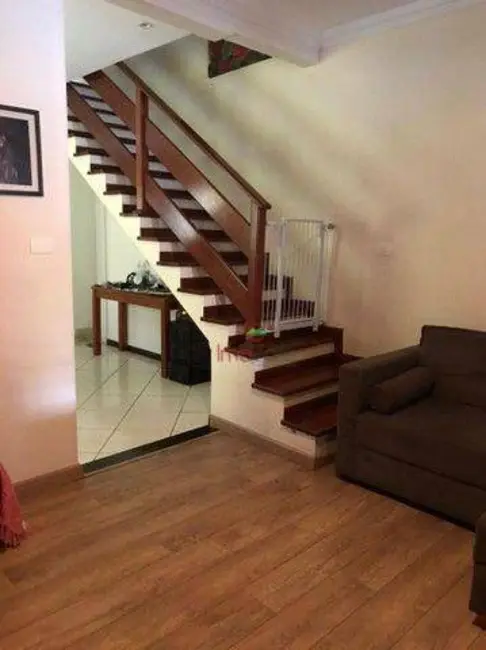 Foto 4 de Casa com 3 quartos à venda, 150m2 em Sao Jose Dos Campos - SP