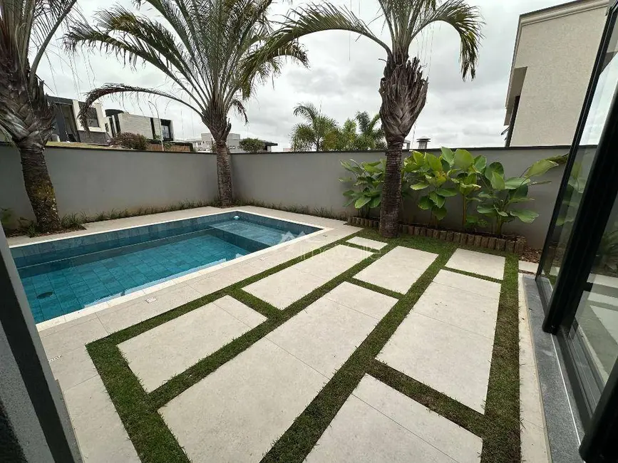 Casa de Condomínio com 3 quartos à venda, 480m2 em Sao Jose Dos Campos - SP - imagem 8 Foto 8 de Casa de Condomínio com 3 quartos à venda, 480m2 em Sao Jose Dos Campos - SP
