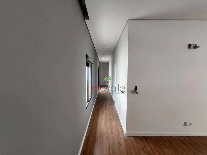 Casa de Condomínio com 4 quartos à venda, 603m2 em Sao Jose Dos Campos - SP - imagem 5 Foto 5 de Casa de Condomínio com 4 quartos à venda, 603m2 em Sao Jose Dos Campos - SP