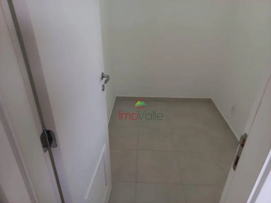 Apartamento com 4 quartos para alugar, 27842m2 em Sao Jose Dos Campos - SP - imagem 9 Foto 9 de Apartamento com 4 quartos para alugar, 27842m2 em Sao Jose Dos Campos - SP