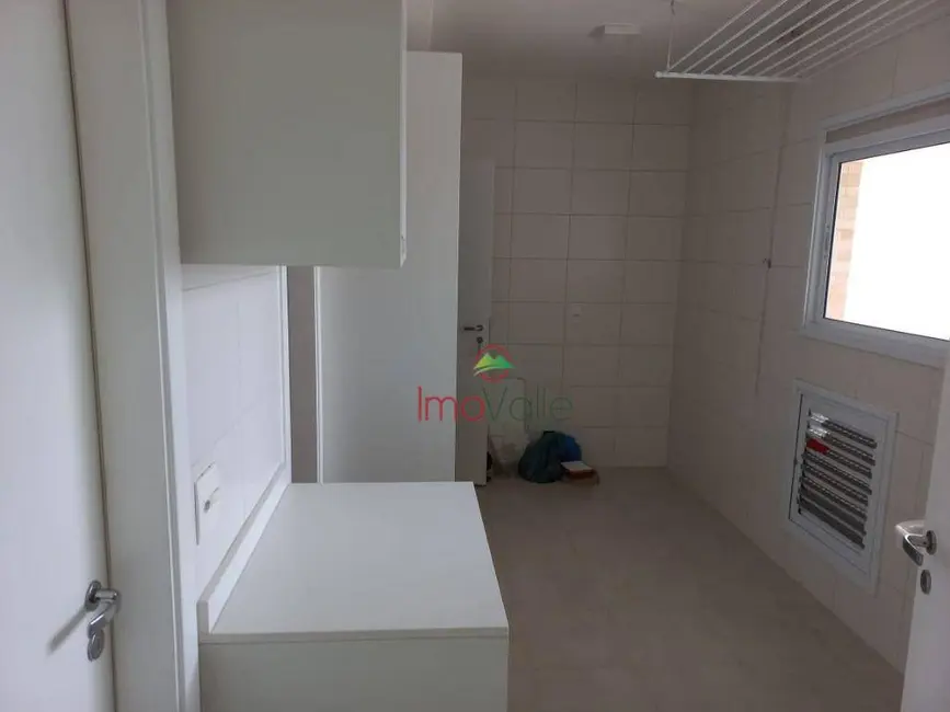 Foto 24 de Apartamento com 4 quartos para alugar, 27842m2 em Sao Jose Dos Campos - SP