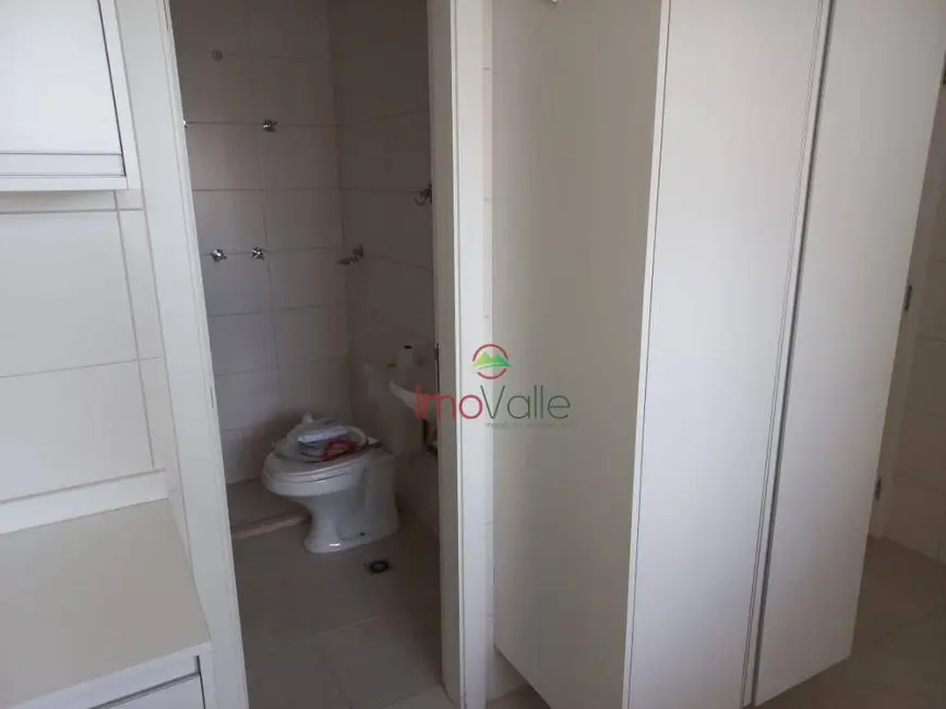 Foto 23 de Apartamento com 4 quartos para alugar, 27842m2 em Sao Jose Dos Campos - SP
